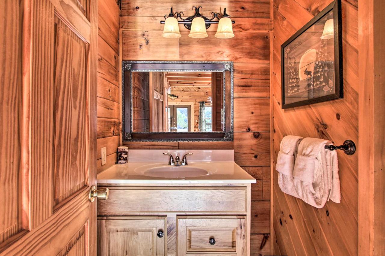 Pigeon Forge Scenic Solitude With Private Hot Tub! Экстерьер фото